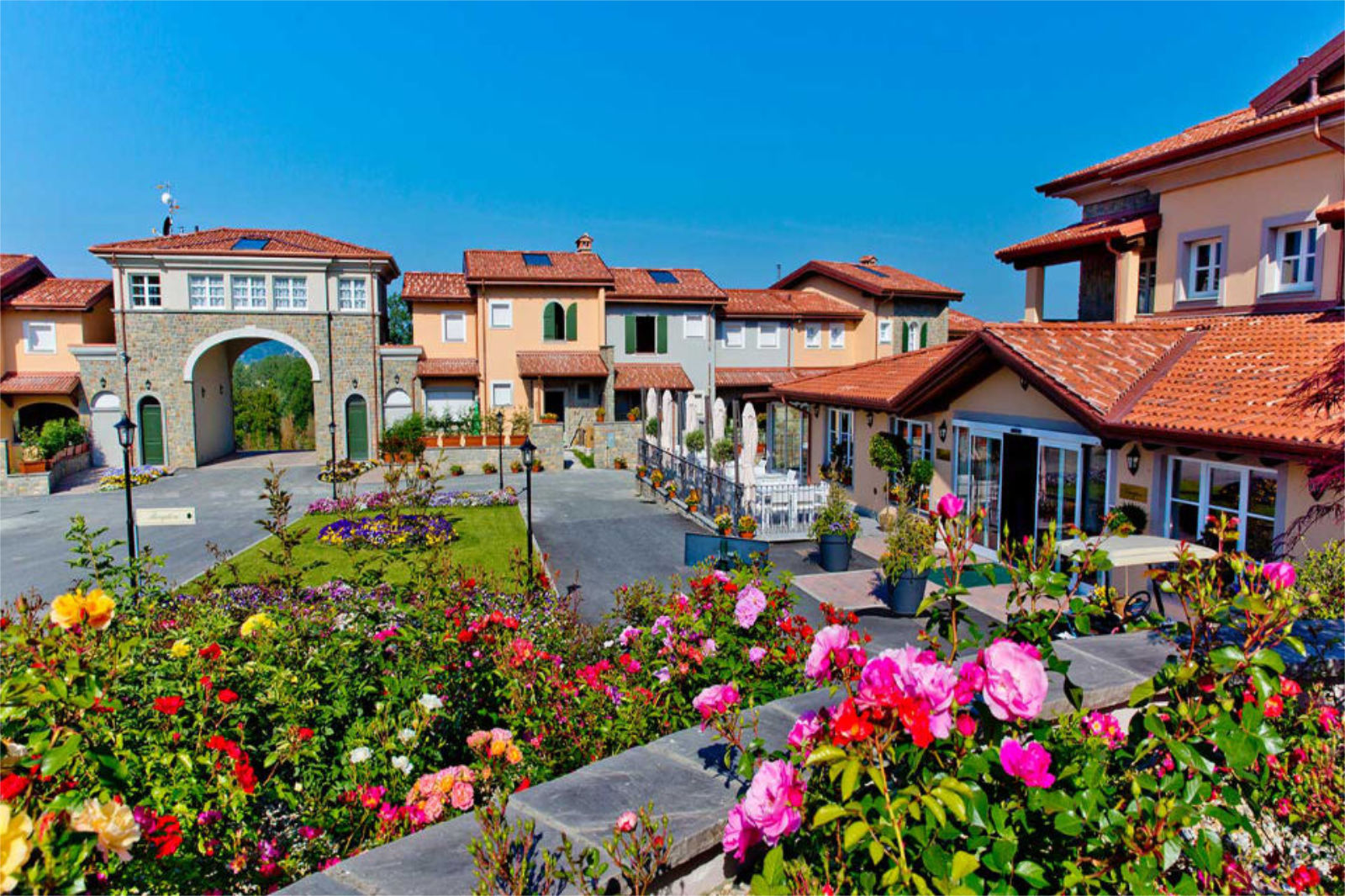 Villa Carolina Resort